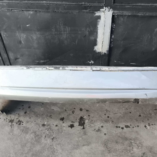 Parachoque Trasero Ford Laser 2000 / 2001 / 2002 / 2003 / 2004 #1011