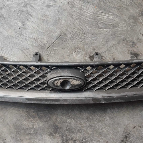 Parrilla Frontal Ford Fiesta Max 2008 / 2009 / 2010  #1065