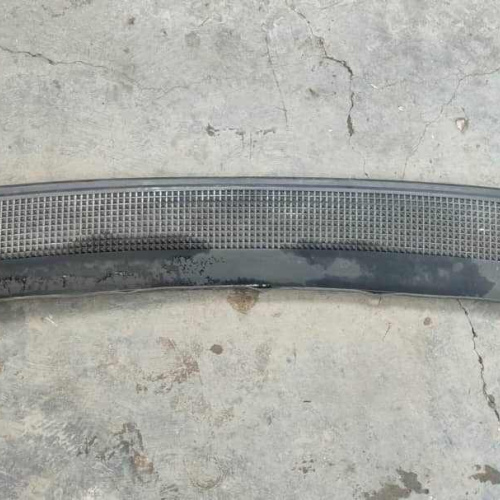 Posa Pie Parachoque Trasero Jeep Cherokee KK 2008 / 2009 / 2010 / 2011 / 2012 / 2013 / 2014 #096