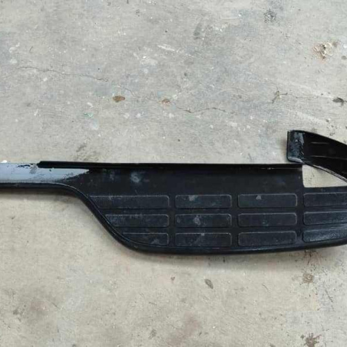 Posa Pie  Derecho Parachoque Trasero Chevrolet Silverado 2001 / 2002 / 2003 / 2004 / 2005 / 2006 / 2007  #1515
