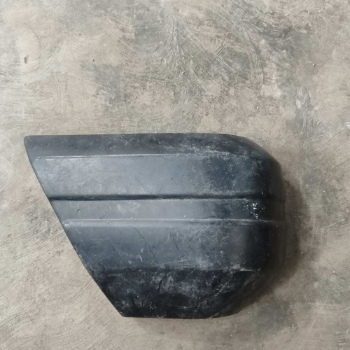 Extensión Derecha Parachoque Delantero Jeep Cherokee 1984 / 1985 / 1986 / 1987 / 1988 / 1989 / 1990 / 1991 / 1992 / 1993 / 1994 / 1995 / 1996 #1482