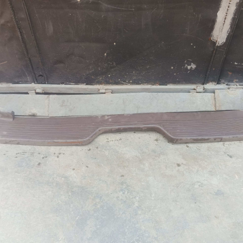 Posa Pie Parachoque Trasero Ford Explorer 1995 / 1996 / 1997  #1007
