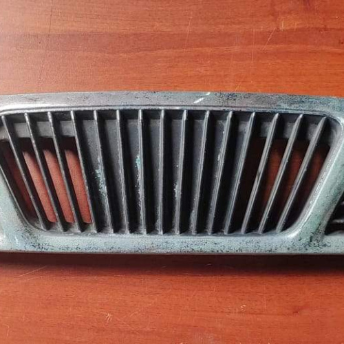 Parrilla Frontal Daewoo Lanos Sedan  #926
