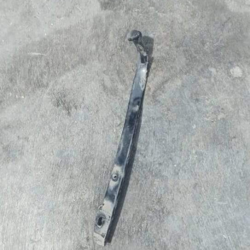 Base Metálica Izquierda de Parachoque Trasero Chevrolet Aveo Speed 2011 / 2012 / 2013 / 2014  #843