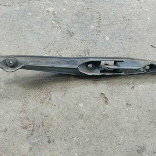 Base Derecha Parachoque Delantero Ford Focus 2005 / 2006 / 2007 / 2008  #1365
