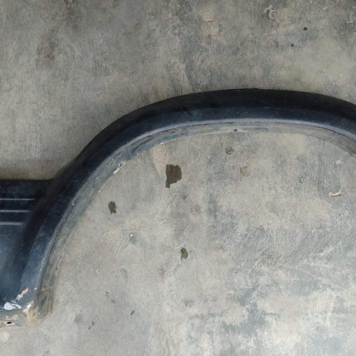 Buche Borde Rueda Trasero Izquierdo Mitsubishi Montero 1992 / 1993 / 1994 / 1995 / 1996 / 1997  #130