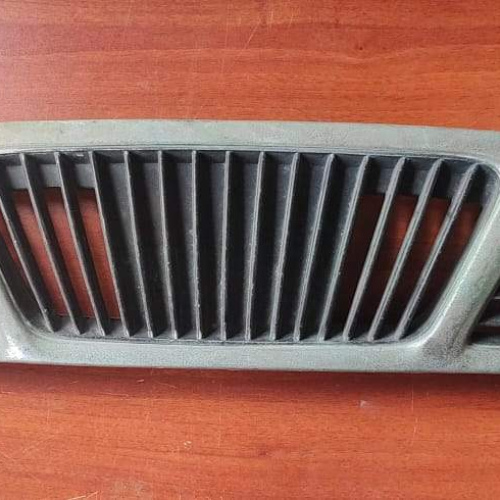 Parrilla Frontal Daewoo Lanos Sedan #924