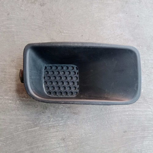 Tapa Faro Neblina Derecho Chevrolet Aveo 2004 / 2005 #155