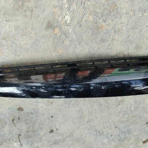 Platina Vidrio Trasero Derecho Chevrolet Grand Blazer 1992 / 1993 / 1994 / 1995 / 1996 / 1997 / 1998 / 1999 #095