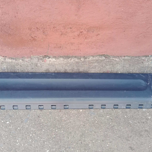 Platina Puerta Delantera Derecha Ford Explorer 2002 / 2003 / 2004 / 2005 #973