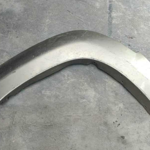 Borde de Rueda Delantero Izquierdo Toyota 4runner 2002 / 2003 / 2004 / 2005 Con Detalle #1481