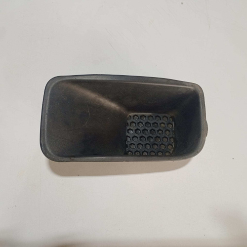 Tapa Faro de Neblina Izquierdo Chevrolet Aveo 2004 / 2005 #1396